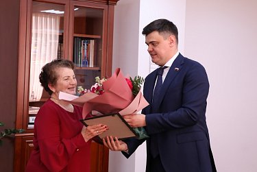 Благодарны старшему поколению